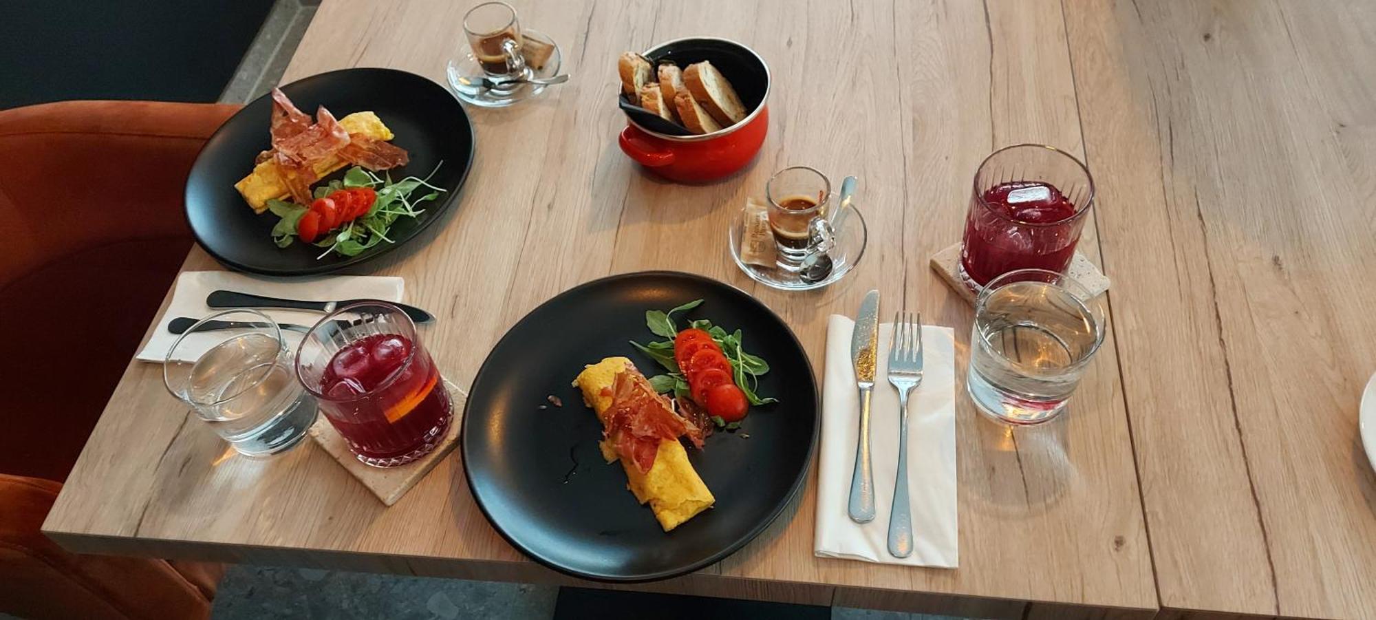 Apartments & Burgers Rezidenca Pipanova Ljubljana Dış mekan fotoğraf