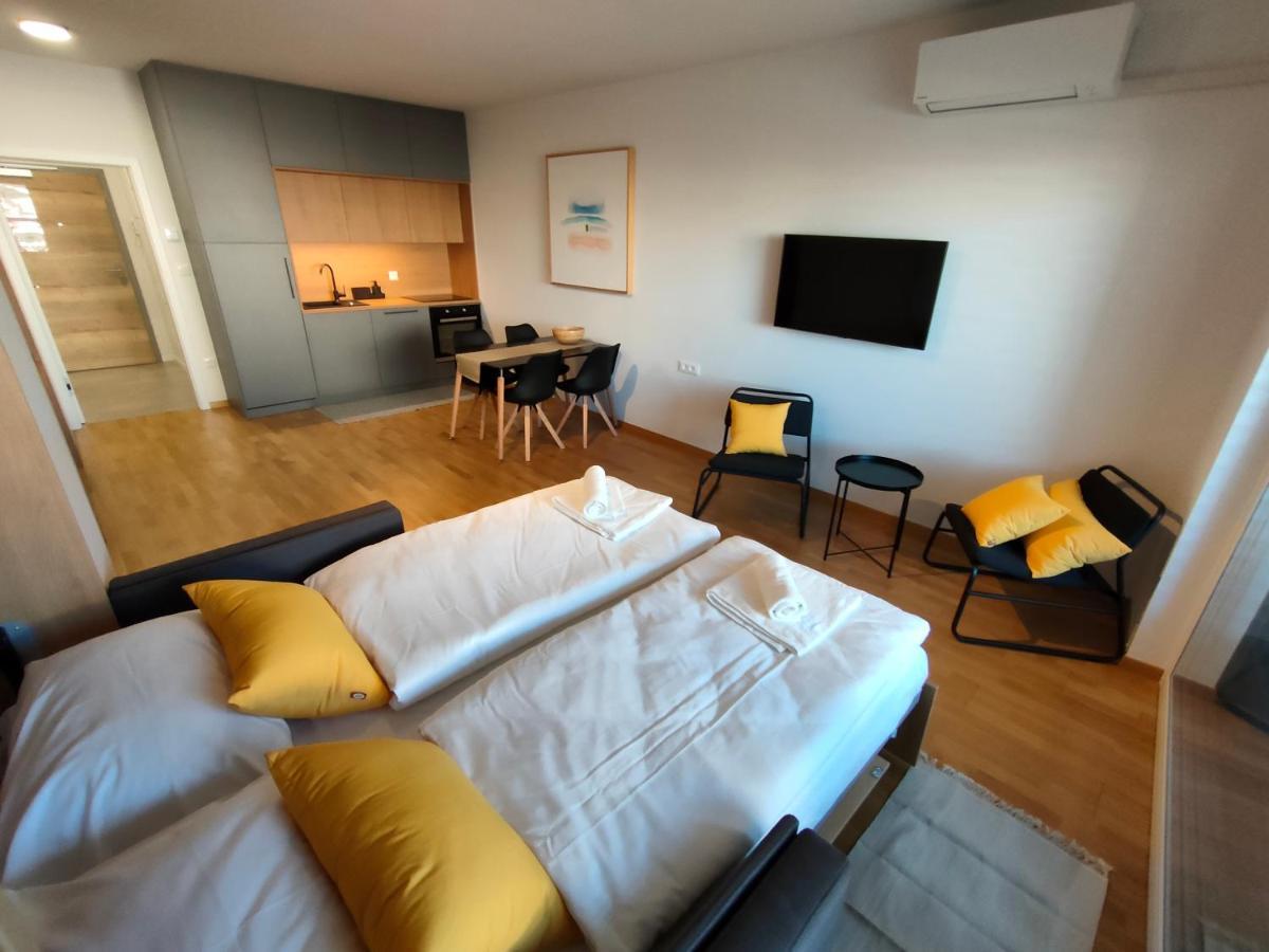 Bed & Breakfast Rezidenca Pipanova Ljubljana Dış mekan fotoğraf